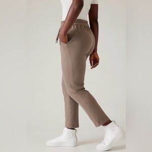 Athleta Retroterry Tapered Pants Pyrite, size S, like new!